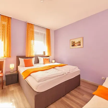 Guest house Zum Dicken Baum 2*
