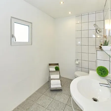 Zum Dicken Baum Mayen