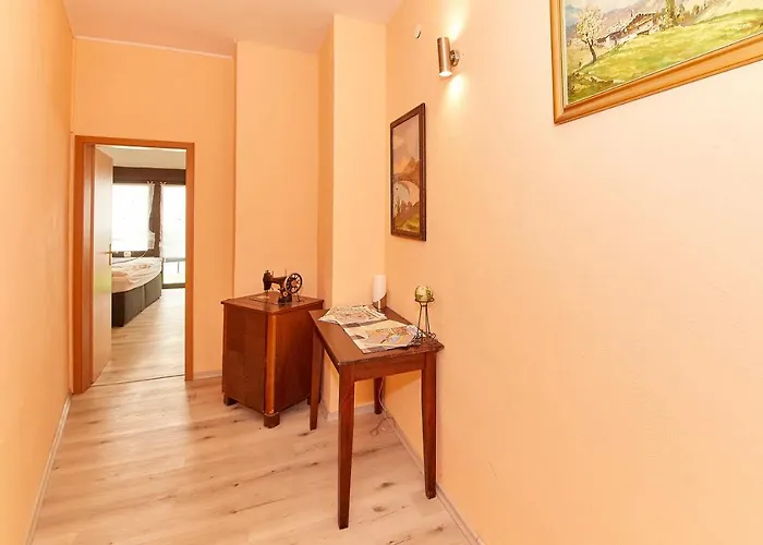 Gasthof Zum Dicken Baum Mayen